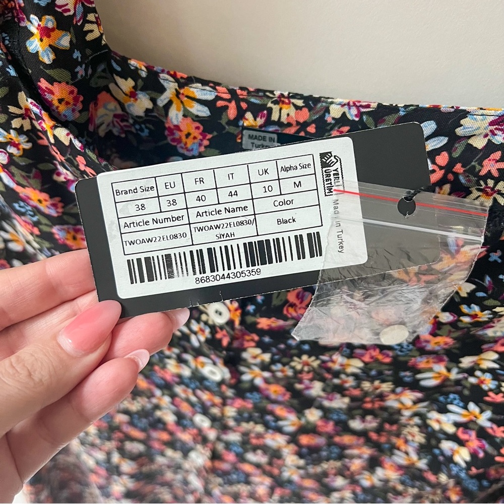 Long Sleeve Colorful Floral Midi Dress - Picture 13 of 13